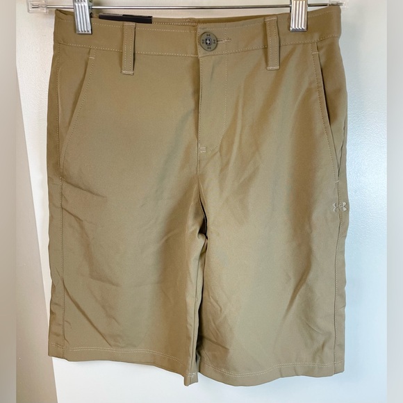 New Under Armour HeatGear shorts, tan, size 10 - Picture 1 of 10